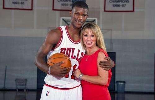 02年奪得 02年奪得