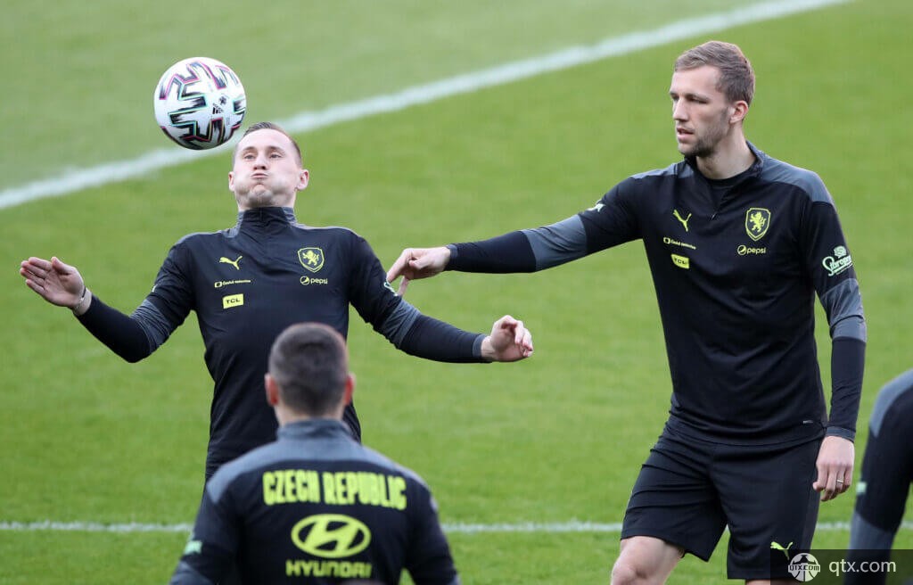 对于年轻队 对于年轻队