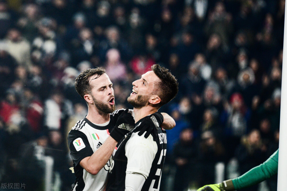 杨瀚森前场 杨瀚森前场