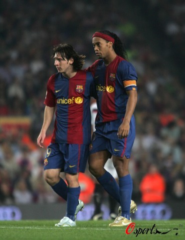 场时间内 场时间内