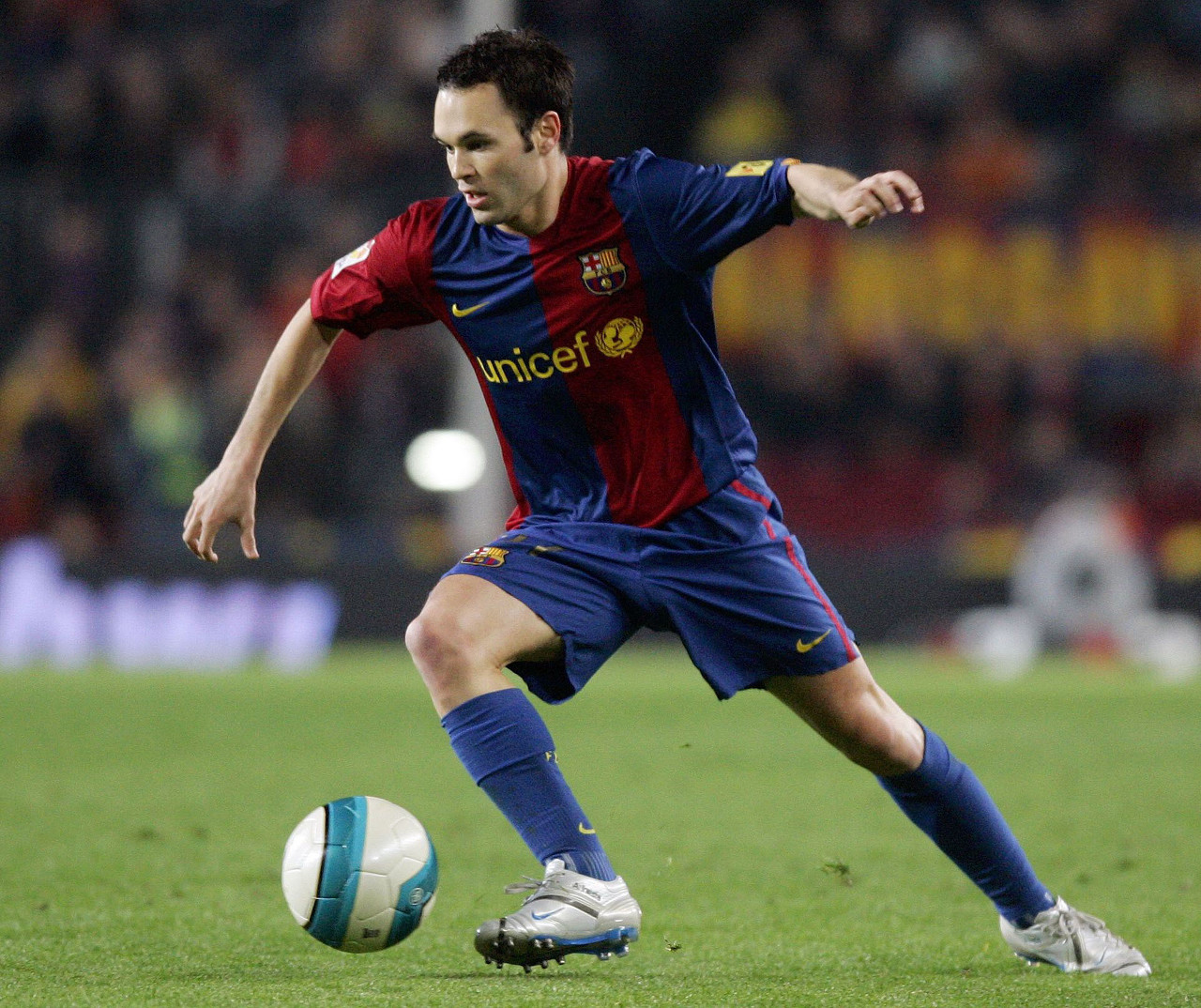 一月通常由 一月通常由