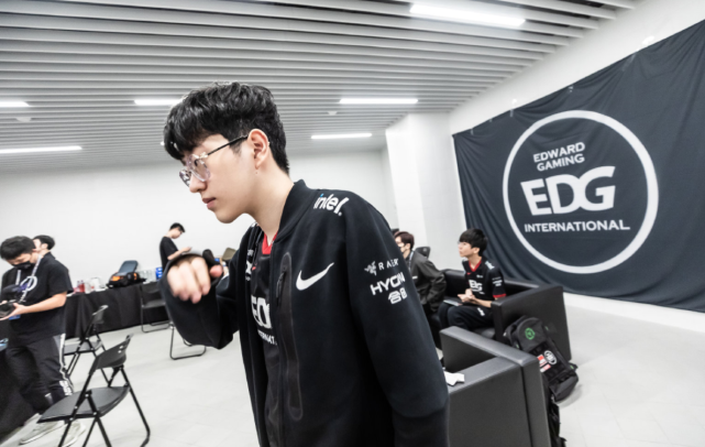 第三是治理 第三是治理